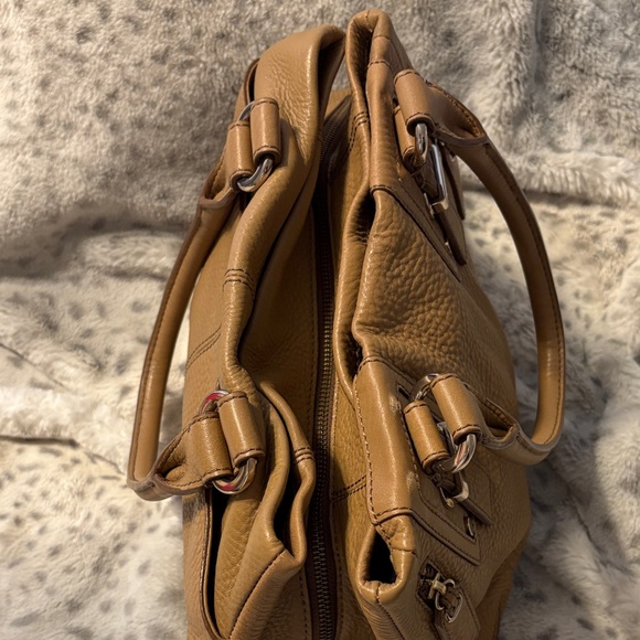 Banana Republic Pebbled Tan Leather Handbag - Picture 3 of 11